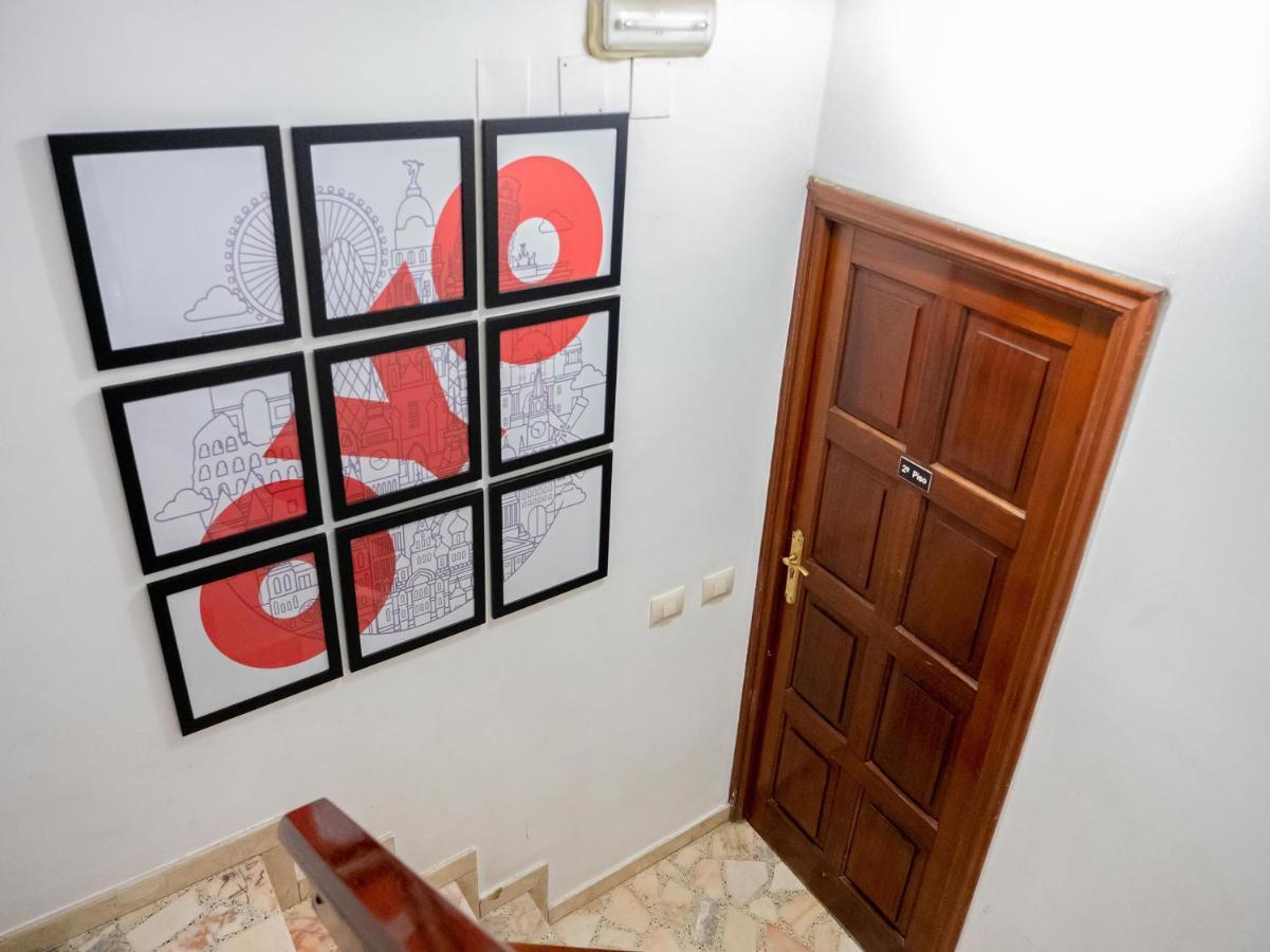 Oyo Hospedaje La Tita Santiago de Compostela Dış mekan fotoğraf